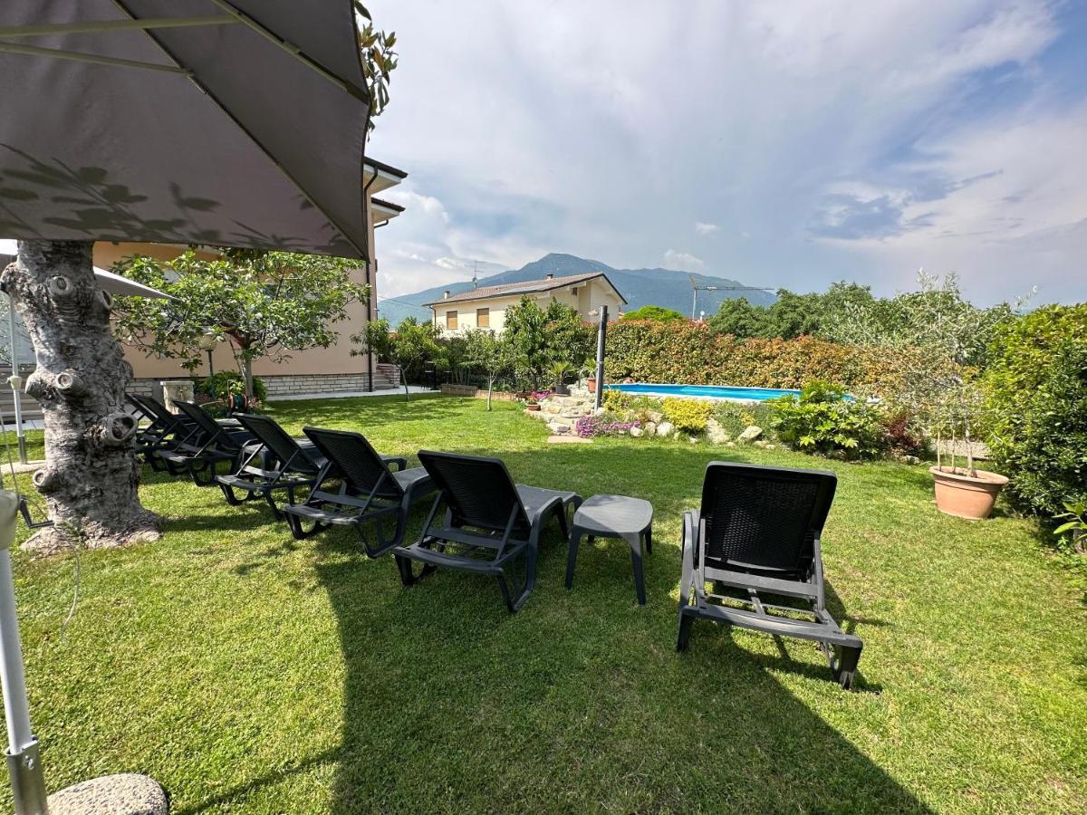 B&B La Magnolia Caprino Veronese Exterior photo