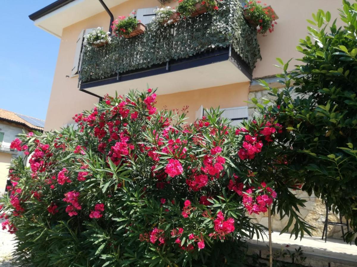 B&B La Magnolia Caprino Veronese Exterior photo